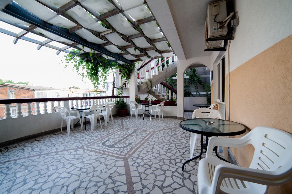 Guesthouse Sidro Ulcinj Zewnętrze zdjęcie