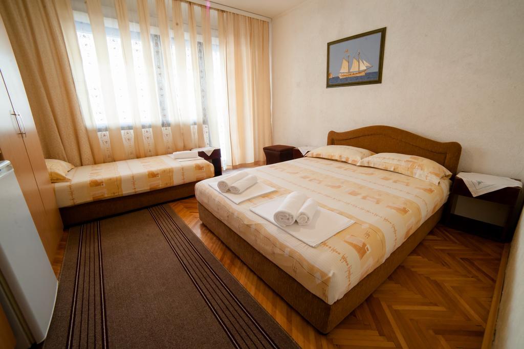 Guesthouse Sidro Ulcinj Zewnętrze zdjęcie